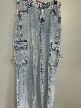 Telepatía High-Waisted Denim Cargo Pants (Light Acid Wash) - Juniors Size 5
